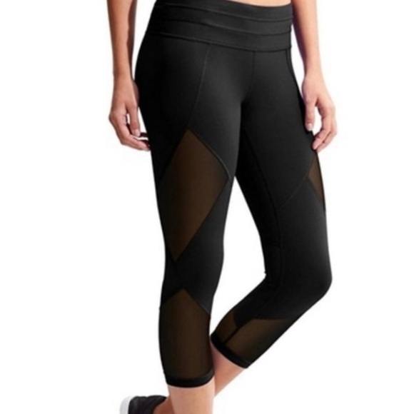 Athleta Aura Sonar Black Mesh Leggings Small Workout Pants Crops. - Picture 1 of 10